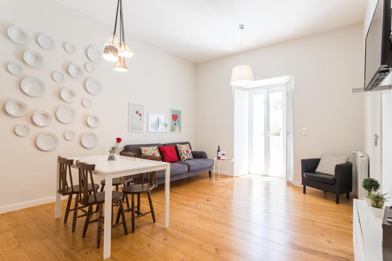 Bright Apt With Patio In Center! * Lisboa