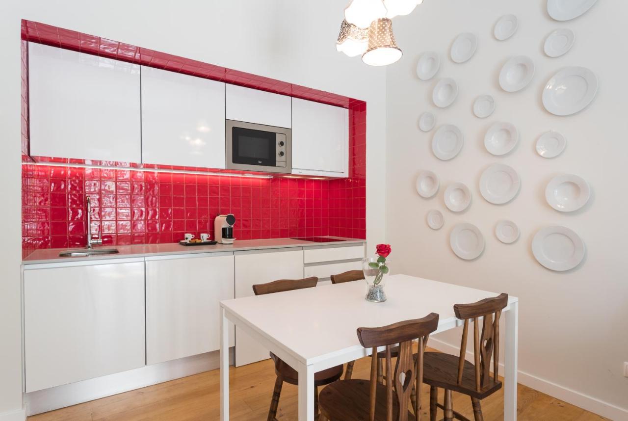 Bright Apt With Patio In Center! Lejlighed